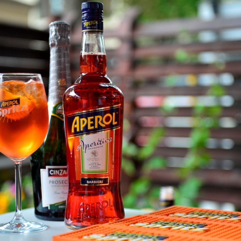 Aperol spritz фото