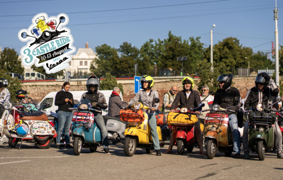 Peste 100 pasionați Vespa din 17 țări pe Transfăgărășan și Transalpina la cea de-a doua ediție a evenimentului 3 Castle Ride